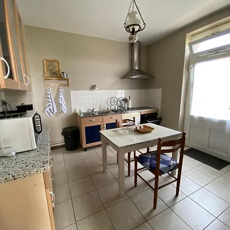 La Petite Gare De Georges De La Riviere Holiday home *