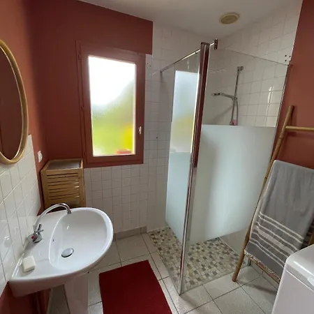 Holiday home La Petite Gare De Georges De La Riviere